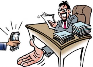 Rüşvet Kapıdan Girince İnsaf Bacadan Çıkar