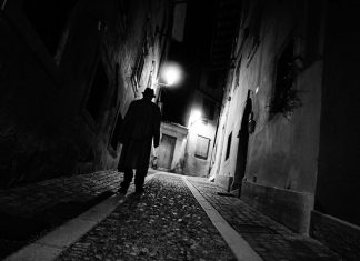 MUTEBER BİR AŞKIN İBADETİ